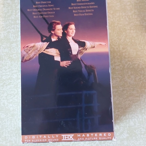 Titanic vhs - Picture 3 of 4